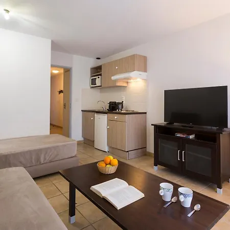 Sowell Family Les Landes De Gascogne 3* Barbaste